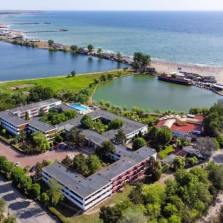 Complex Tismana 3* All Inclusive จูปิเตอร์ ภายนอก รูปภาพ