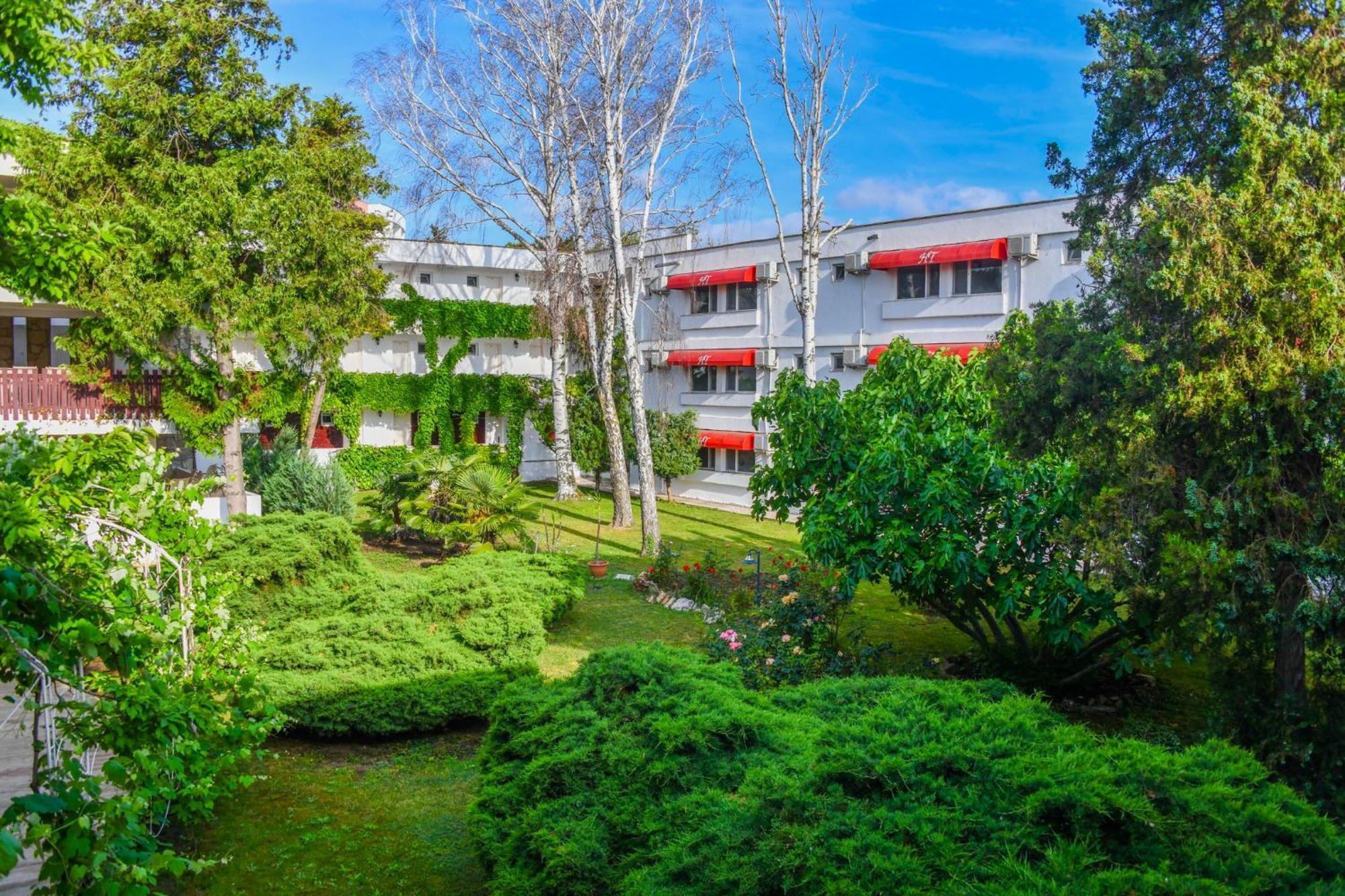 Complex Tismana 3* All Inclusive จูปิเตอร์ ภายนอก รูปภาพ